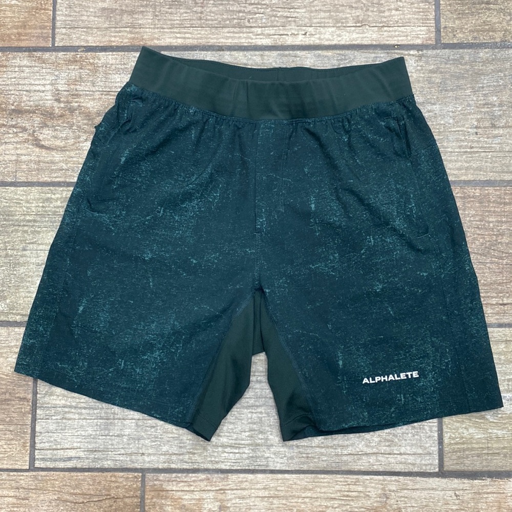 EUC Alphalete Men’s Dark Green Active Shorts